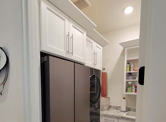 Custom Kitchen Cabinets and Shelves
